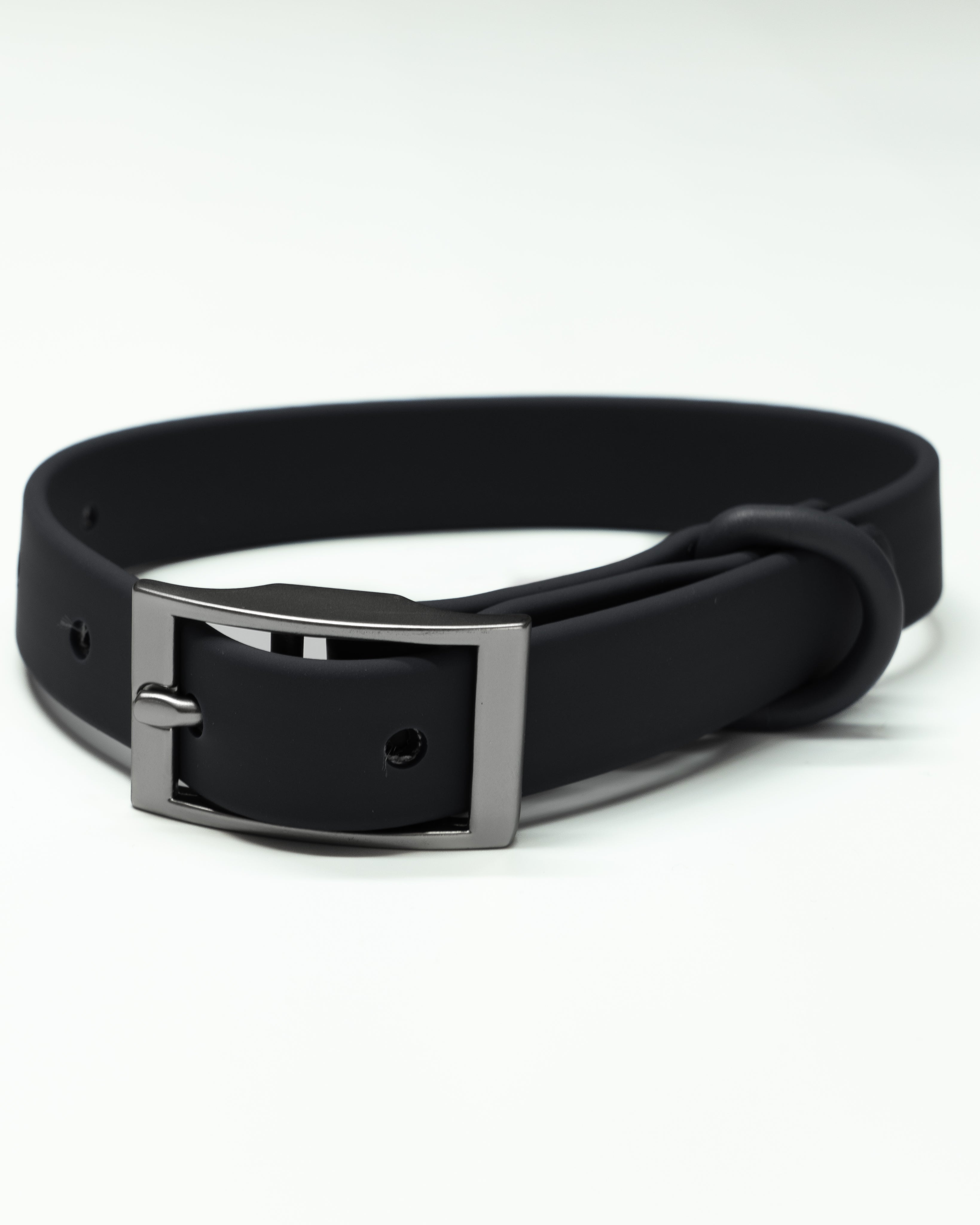Midnight Velvy Dog Collar